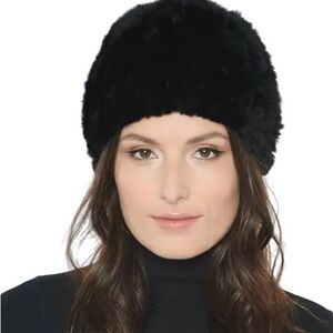 NWT Barney’s Black Rabbit Fur Beanie